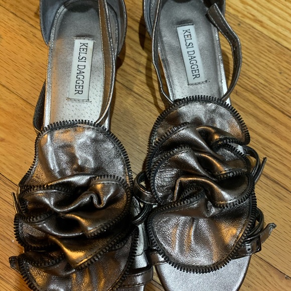 Sandals - Picture 4 of 5